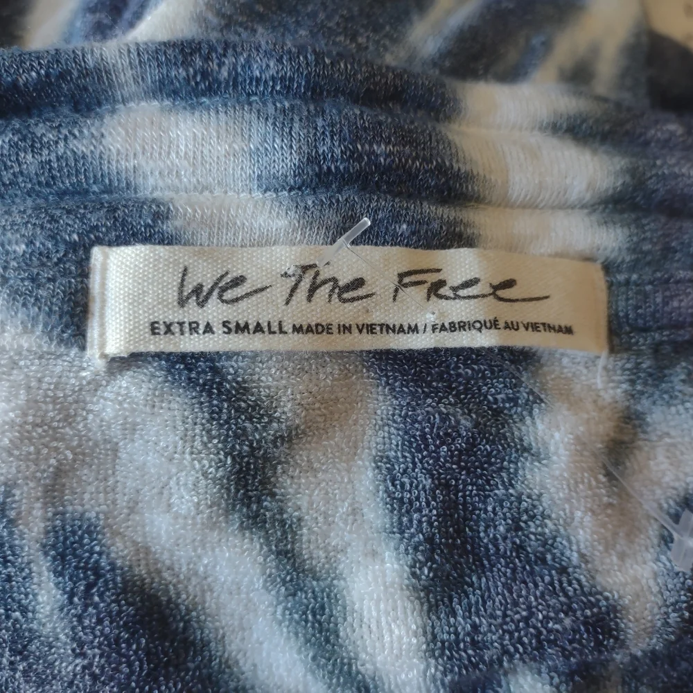 We the Free Oversized Tie Dye Sweatshirt sz XS - Picture 6 of 8